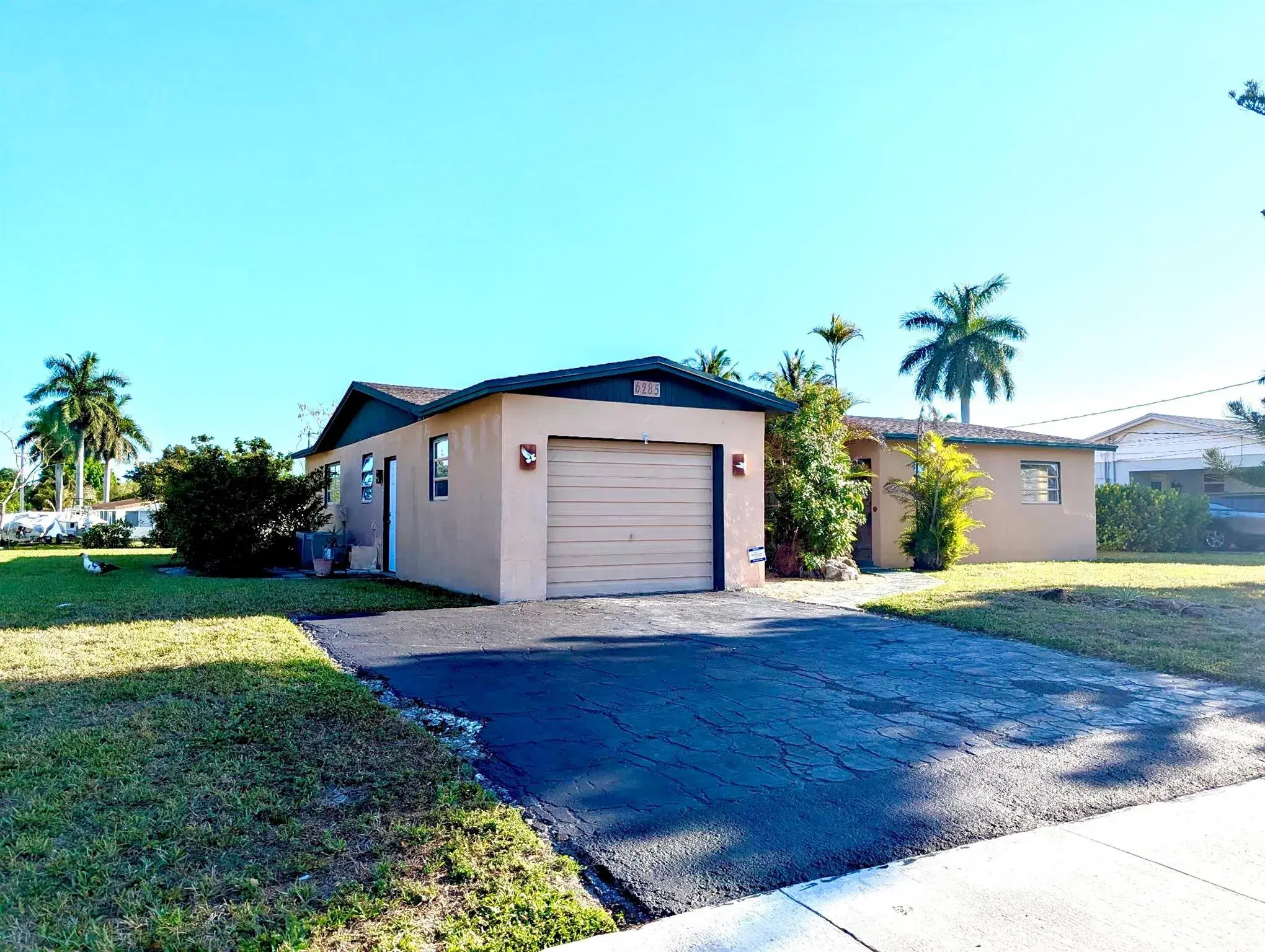 Picture of 6285 NW 23Rd St, Margate, FL 33063