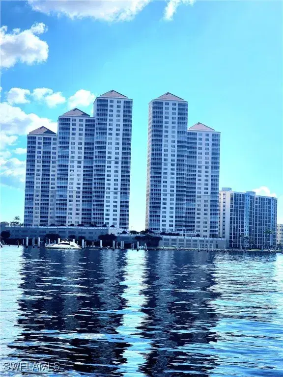 Picture of 2090 W 1St St J410, Fort Myers FL 33901