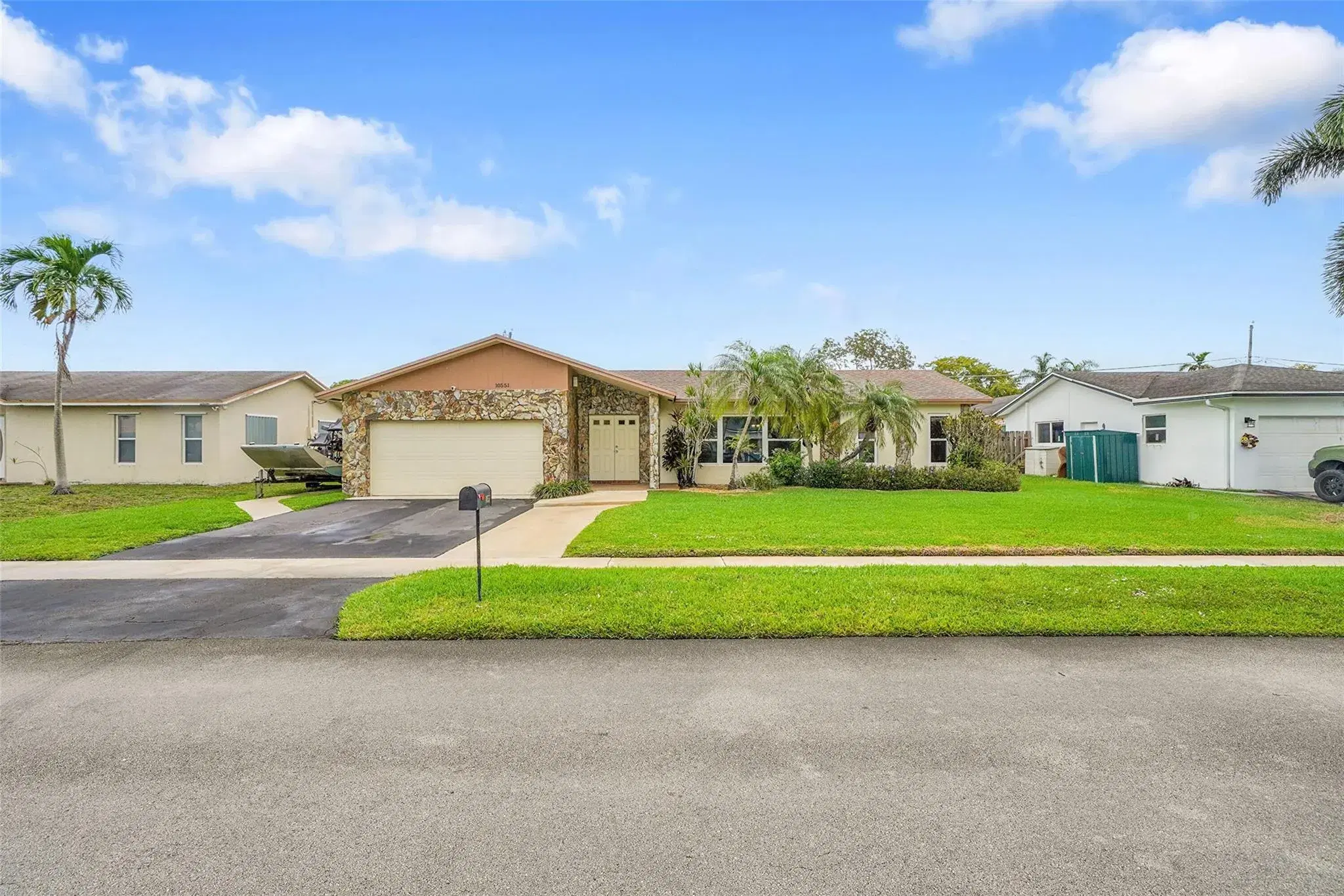 Picture of 10551 NW 21St Ct, Sunrise, FL 33322