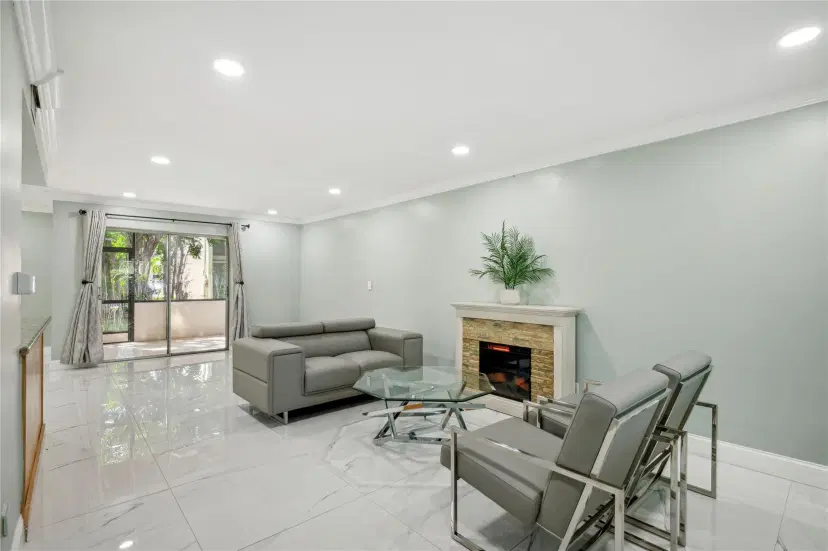 Picture of 3311 Mallard Close 51, Pompano Beach FL 33064