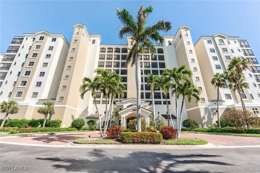 Picture of 11600 Court Of Palms 403, Fort Myers FL 33908