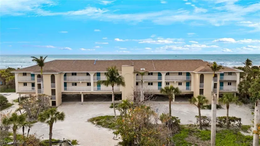 Picture of 527 E Gulf Dr 204, Sanibel FL 33957