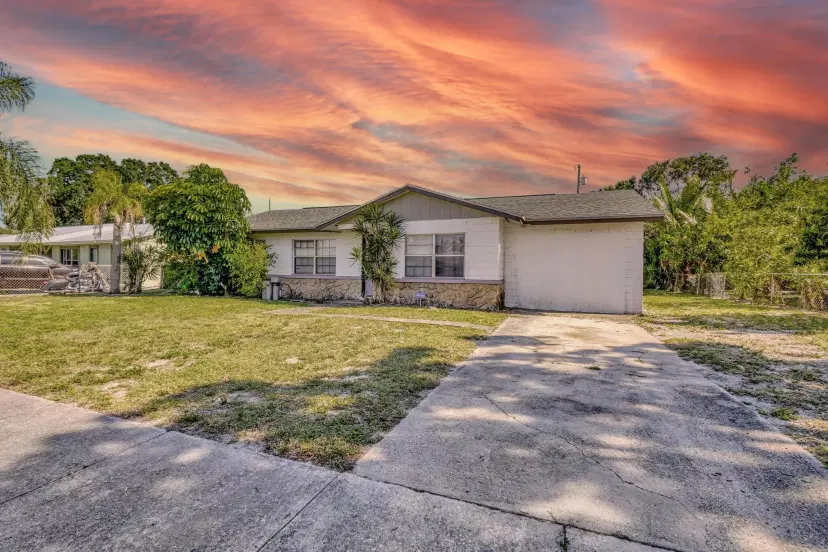 Picture of 107 Gotham Drive, Fort Pierce FL 34946