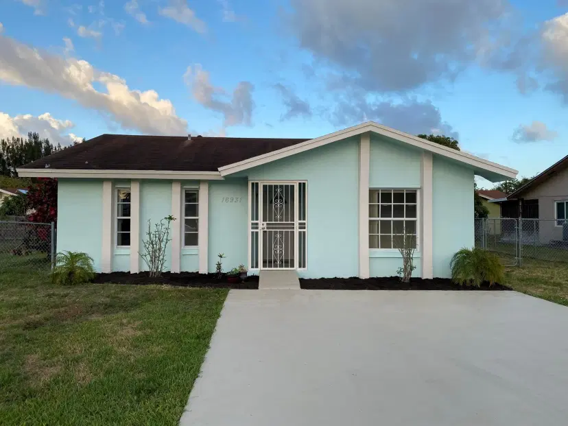Picture of 16931 SW 100Th Place, Miami FL 33157