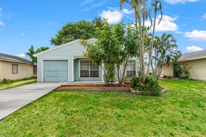 Picture of 9124 Carma Drive, Boynton Beach FL 33472