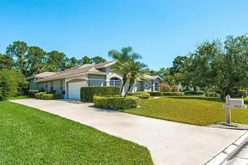 Picture of 9410 Bunting Ln, Fort Pierce FL 34951