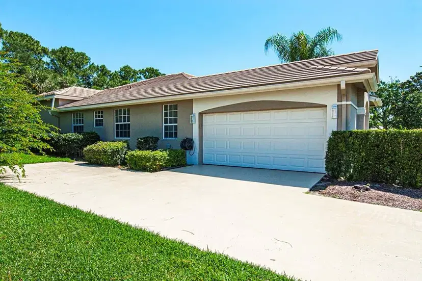 Picture of 9410 Bunting Ln, Fort Pierce FL 34951
