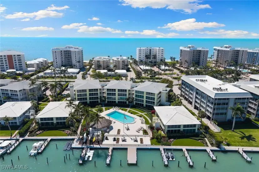 Picture of 2850 Gulf Shore Blvd N 304, Naples FL 34103