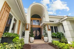 Picture of 560 SW Bay Pointe Circle, Palm City, FL 34990