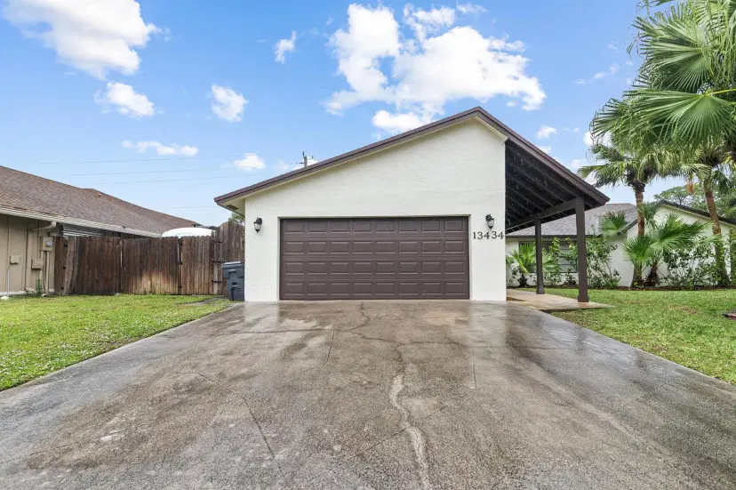 Picture of 13434 Columbine Avenue, Wellington FL 33414
