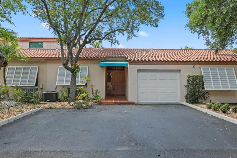 Picture of 8420 Rednock Lane, Miami Lakes FL 33016