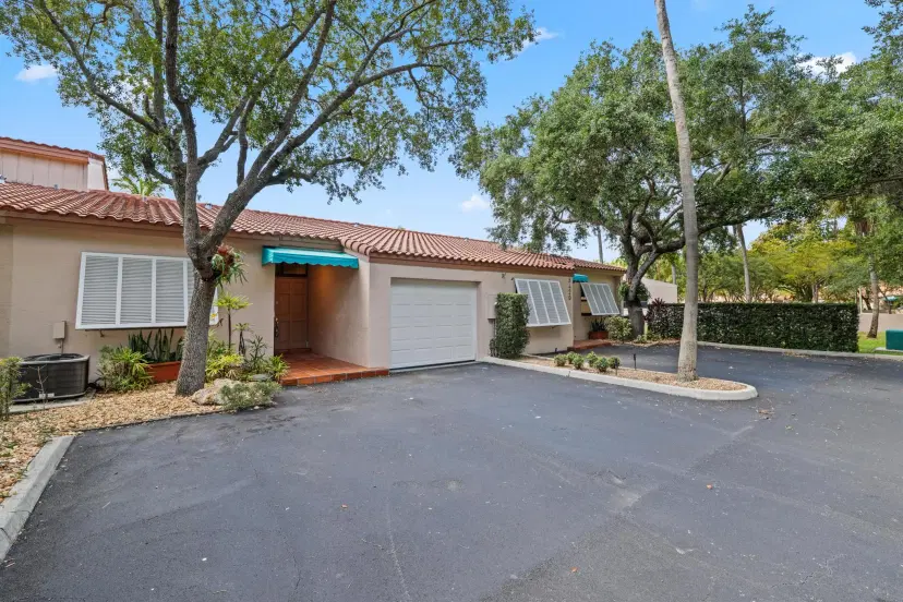 Picture of 8420 Rednock Lane, Miami Lakes FL 33016