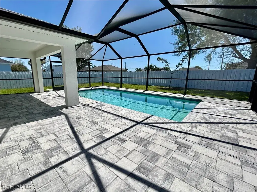 Picture of 22 NW 25Th Ter, Cape Coral, FL 33993