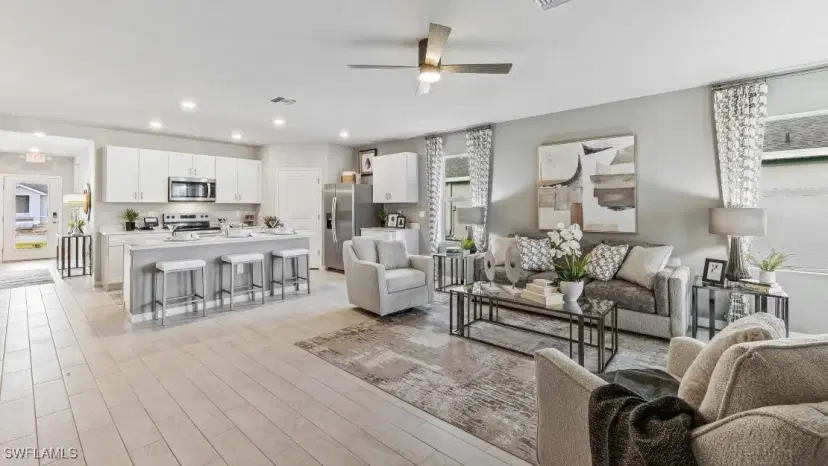 Picture of 5135 Oxford Point Dr, Fort Myers FL 33905