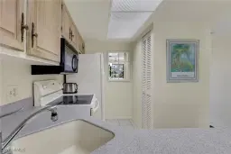 Picture of 600 Neapolitan Way 114, Naples, FL 34103