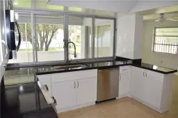 Picture of 5181 SW 88Th Terr, Cooper City, FL 33328