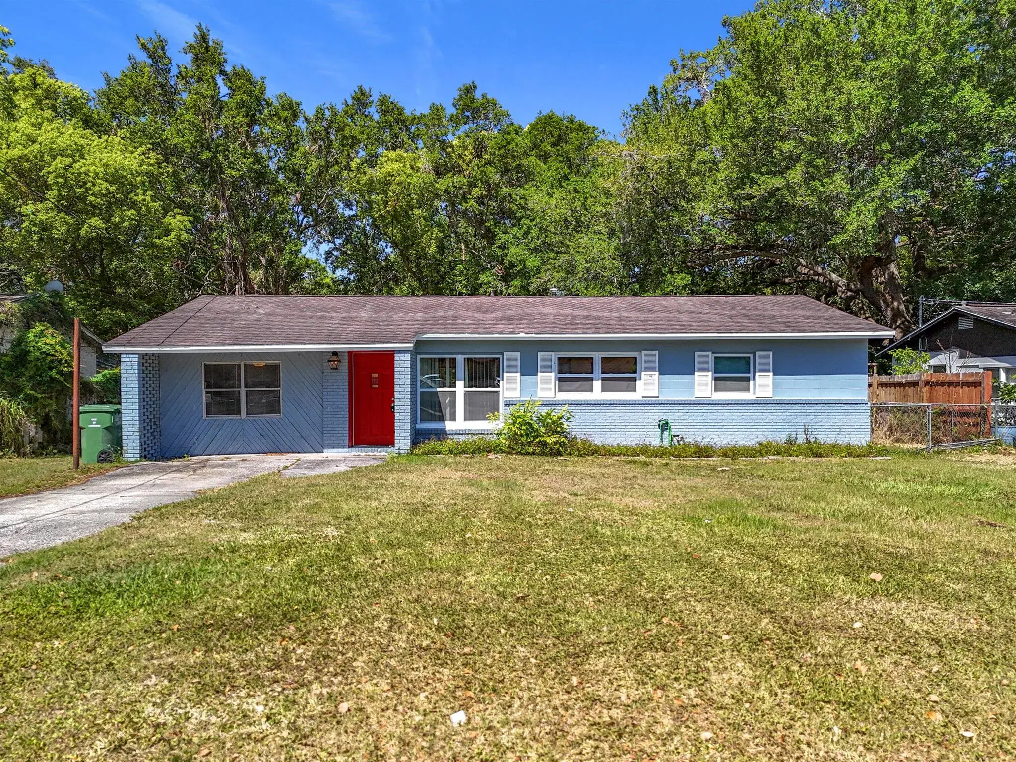 Picture of 1201 Susan Street, Leesburg, FL 34748