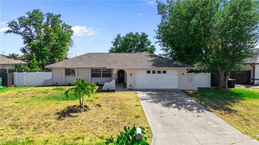 Picture of 2128 NE 25Th St, Cape Coral, FL 33909