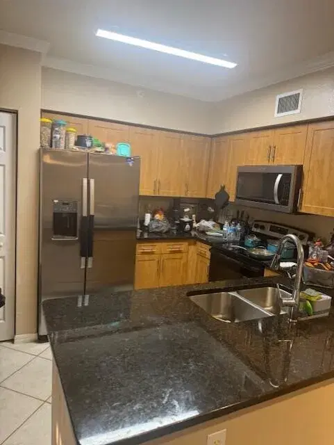 Picture of 6565 Emerald Dunes Drive 208, West Palm Beach FL 33411