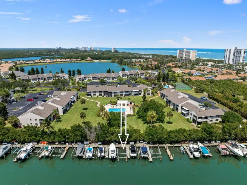 Picture of 3209 S Lakeview Circle 8205, Fort Pierce FL 34949