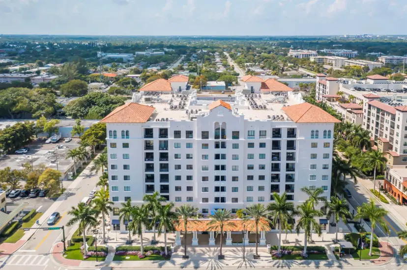 Picture of 233 S Federal Highway 413, Boca Raton FL 33432