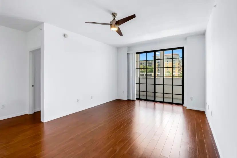 Picture of 233 S Federal Highway 413, Boca Raton FL 33432