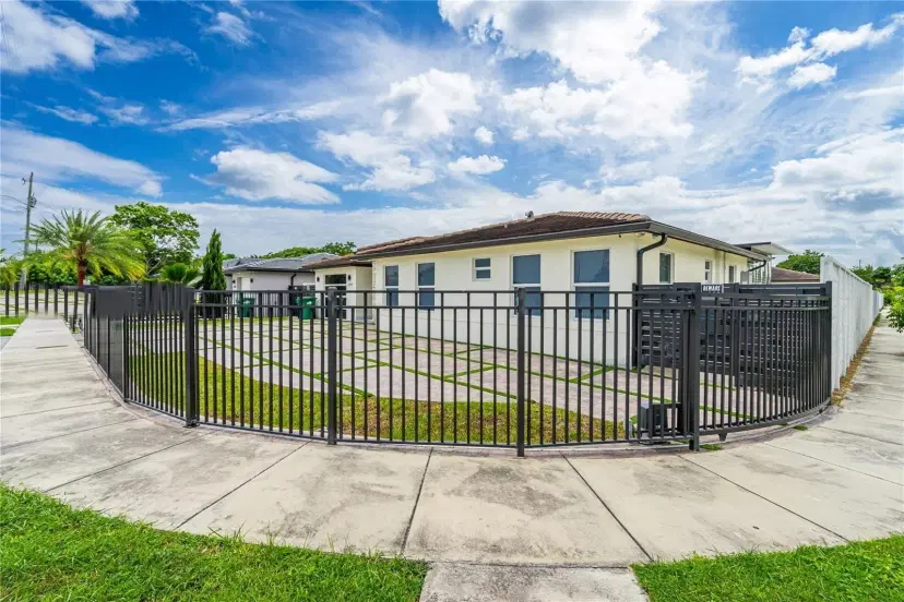 Picture of 18000 SW 110Th Ave, Miami FL 33157
