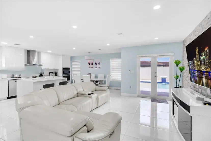 Picture of 18000 SW 110Th Ave, Miami FL 33157