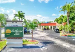 Picture of 2555 9Th St N 139, Naples, FL 34103