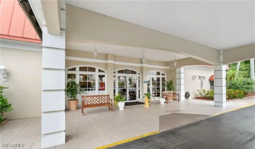 Picture of 2555 9Th St N 139, Naples FL 34103