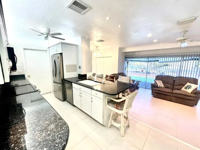 Picture of 880 SE Degan Drive, Port St Lucie FL 34983