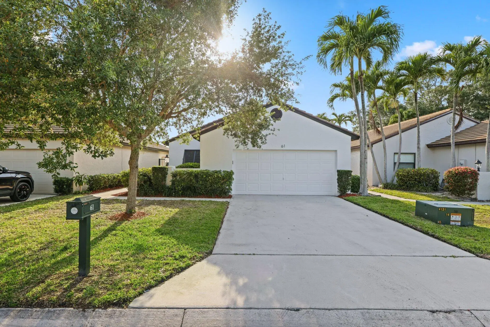 Picture of 61 N Ironwood Way, Palm Beach Gardens, FL 33418