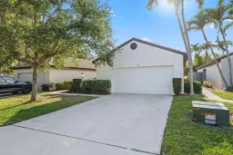 Picture of 61 N Ironwood Way, Palm Beach Gardens, FL 33418