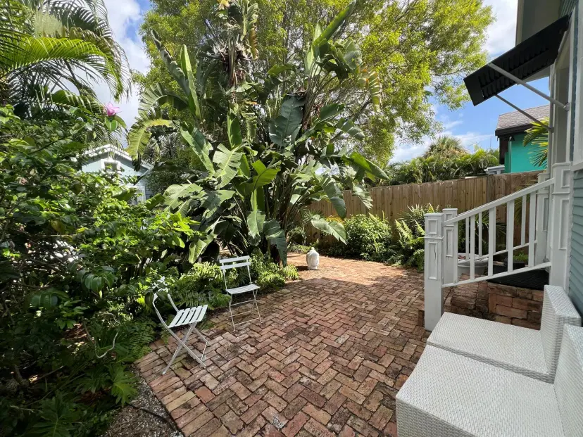 Picture of 220 S L Street, Lake Worth Beach FL 33460