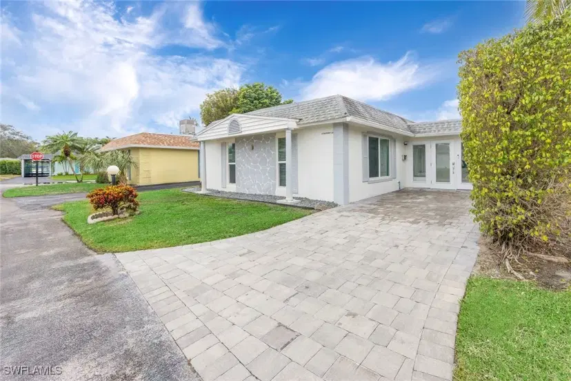 Picture of 13 Hackney Ln A36, Naples FL 34112
