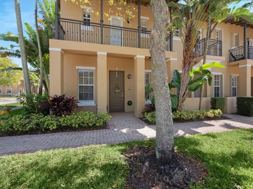 Picture of 1013 SW 147Th Terrace, Pembroke Pines FL 33027