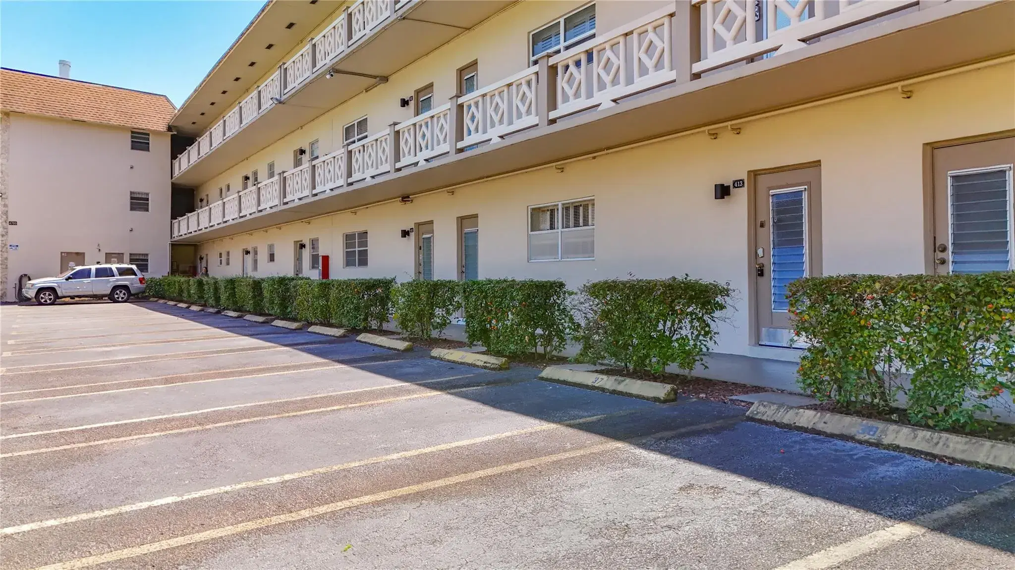 Picture of 4700 NW 35Th St 413, Lauderdale Lakes, FL 33319