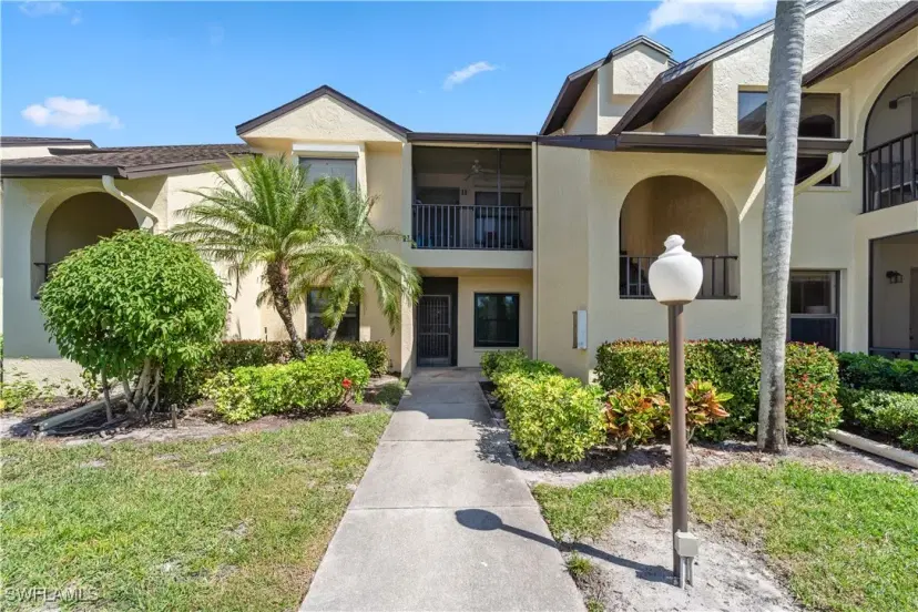 Picture of 8256 Charter Club Cir 5, Fort Myers FL 33919