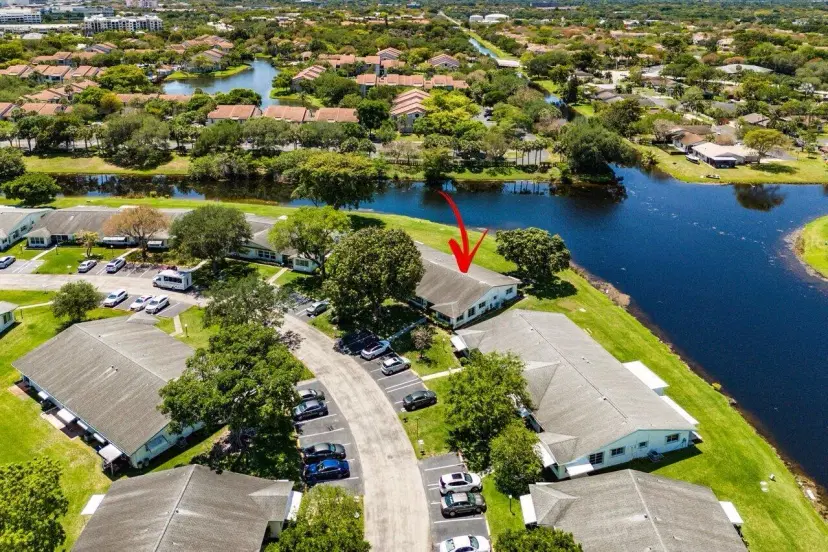 Picture of 8726 NW 10Th Street D86, Plantation FL 33322