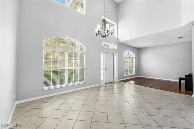 Picture of 12440 Crooked Creek Ln, Fort Myers FL 33913