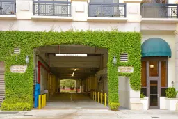 Picture of 801 S Olive Avenue 235, West Palm Beach, FL 33401