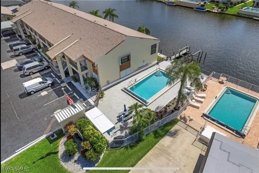 Picture of 3631 SE 10Th Ave 105, Cape Coral FL 33904