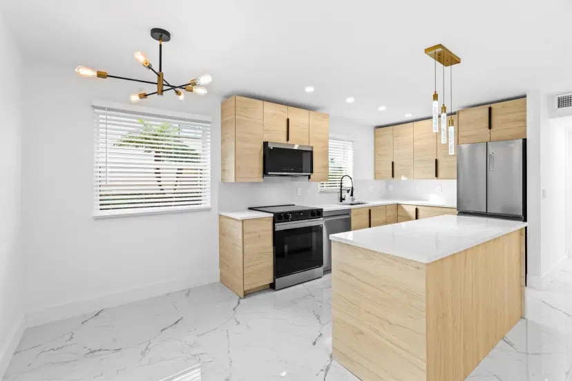 Picture of 245 Saxony F, Delray Beach FL 33446
