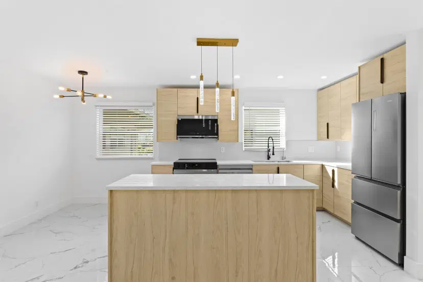 Picture of 245 Saxony F, Delray Beach FL 33446
