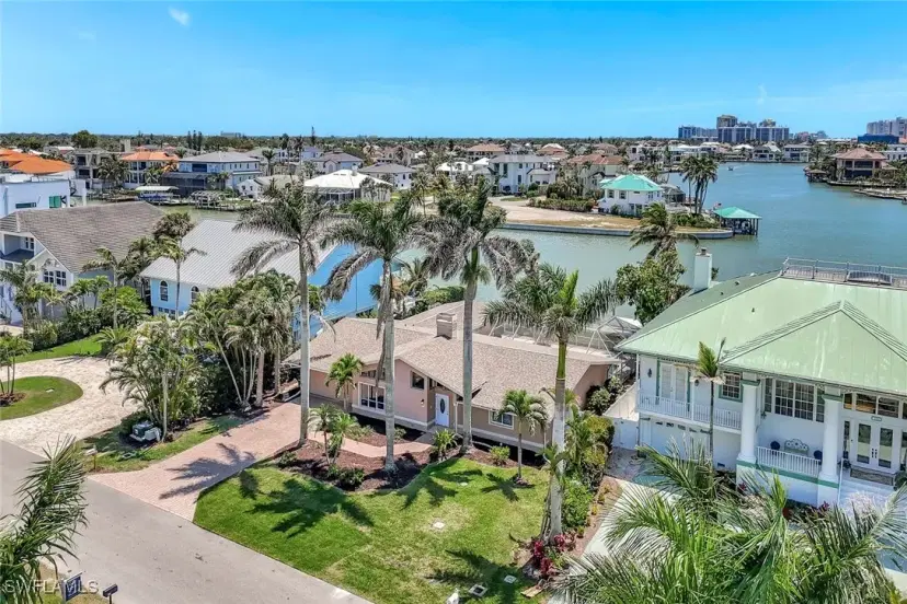 Picture of 274 Conners Ave, Naples FL 34108