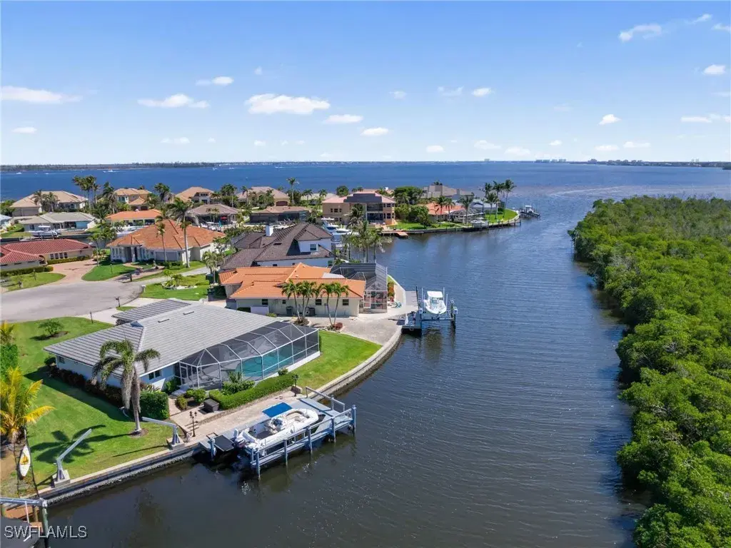Picture of 14701 Eden St, Fort Myers, FL 33908