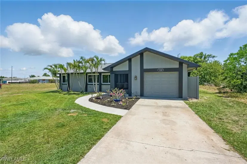 Picture of 3260 Pinetree St, Port Charlotte FL 33952
