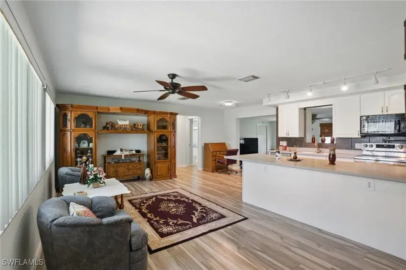 Picture of 3260 Pinetree St, Port Charlotte FL 33952