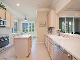 Picture of 2325 Mont Claire Dr I201, Naples, FL 34109