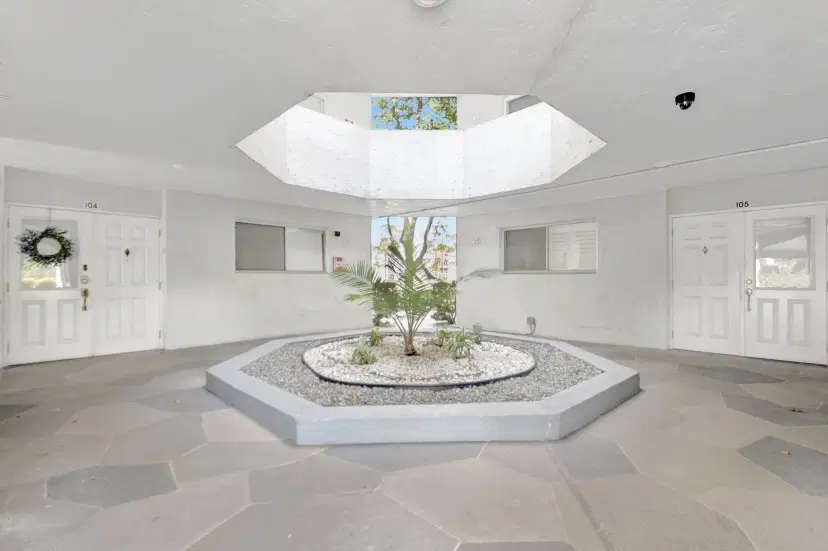 Picture of 3425 Via Poinciana Drive 306, Lake Worth FL 33467